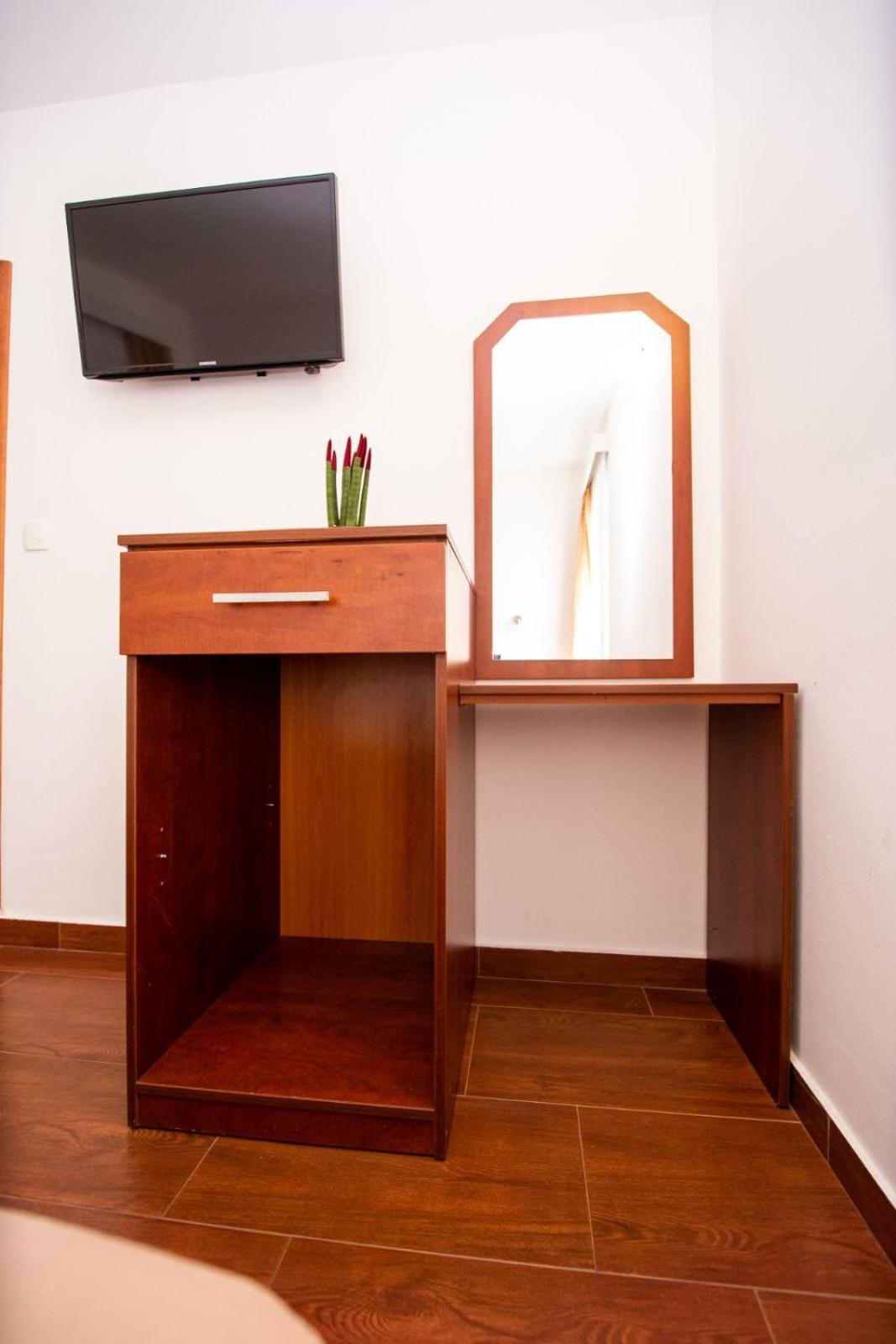 Ipera Apartment Budva Ngoại thất bức ảnh