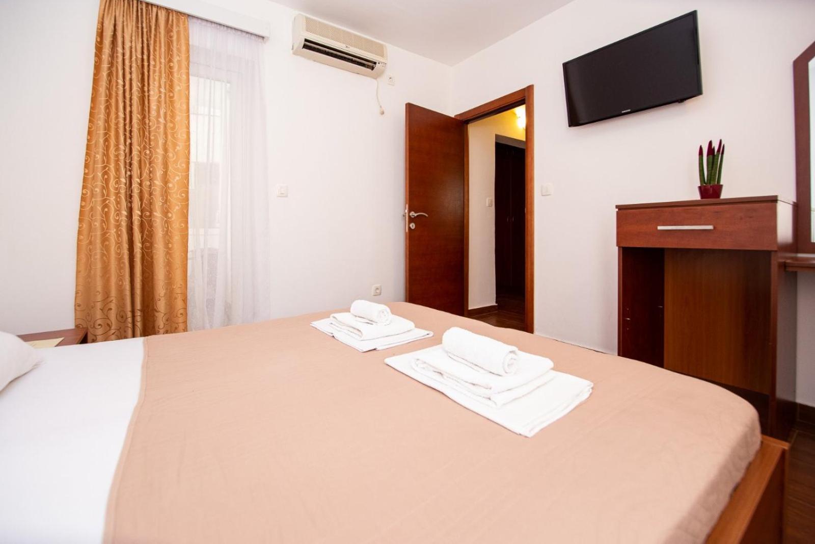 Ipera Apartment Budva Ngoại thất bức ảnh