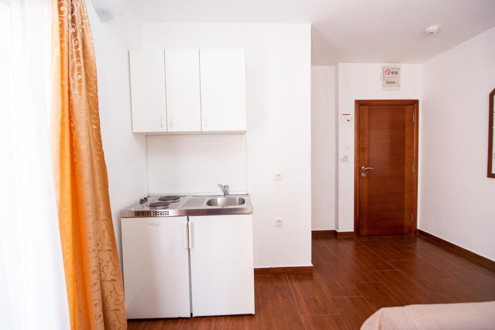 Ipera Apartment Budva Ngoại thất bức ảnh