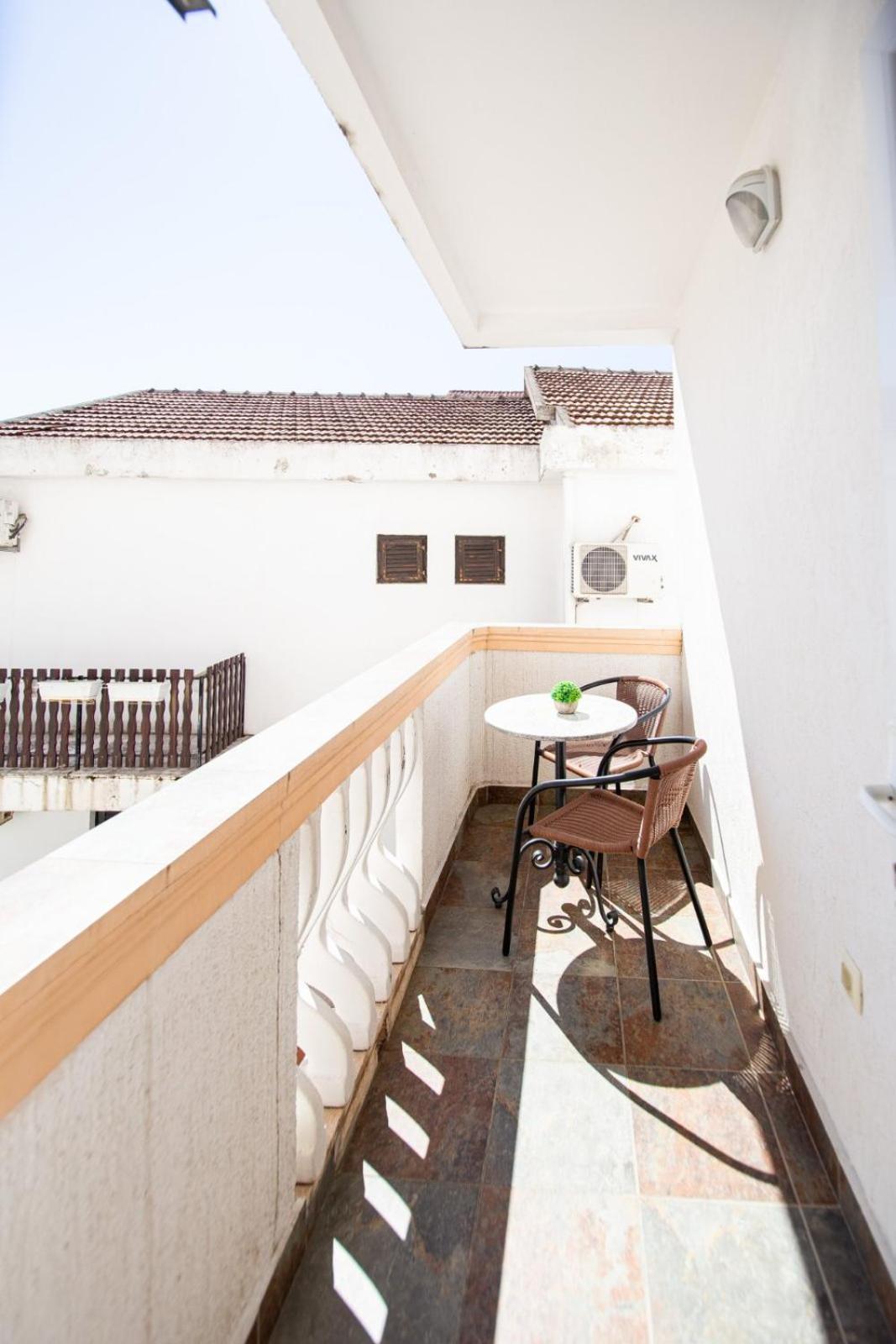 Ipera Apartment Budva Ngoại thất bức ảnh