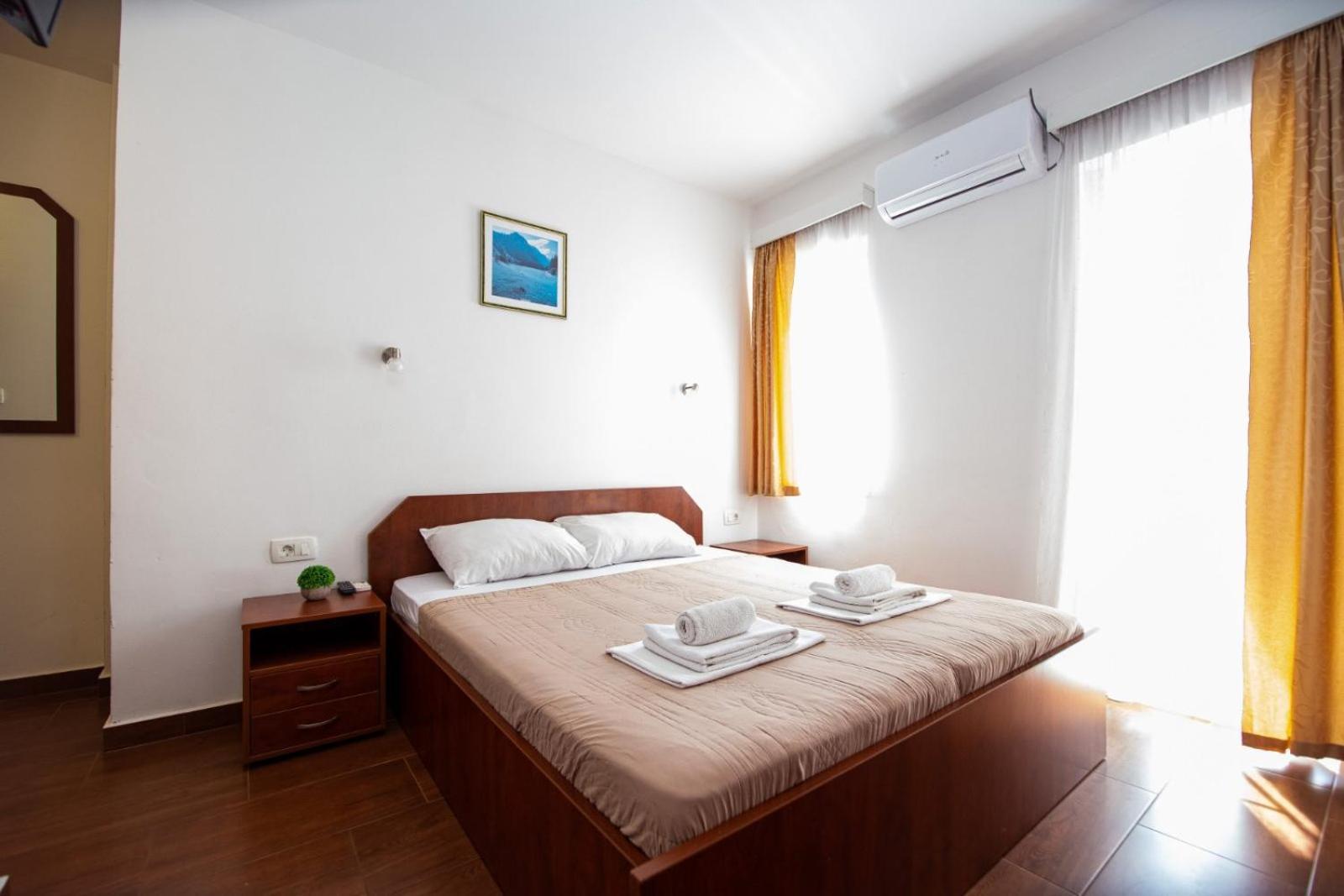Ipera Apartment Budva Ngoại thất bức ảnh