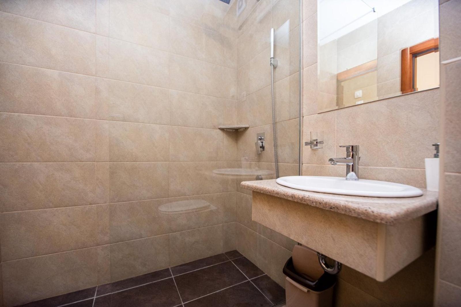 Ipera Apartment Budva Ngoại thất bức ảnh