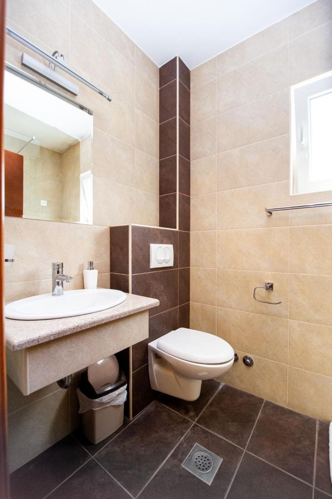 Ipera Apartment Budva Ngoại thất bức ảnh